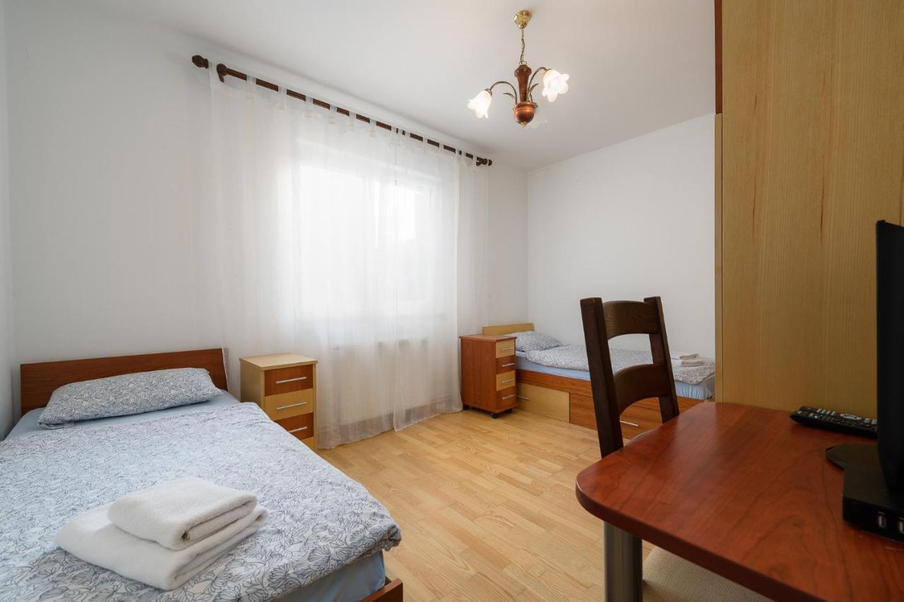 Apartman Inteuro โปเรช ภายนอก รูปภาพ